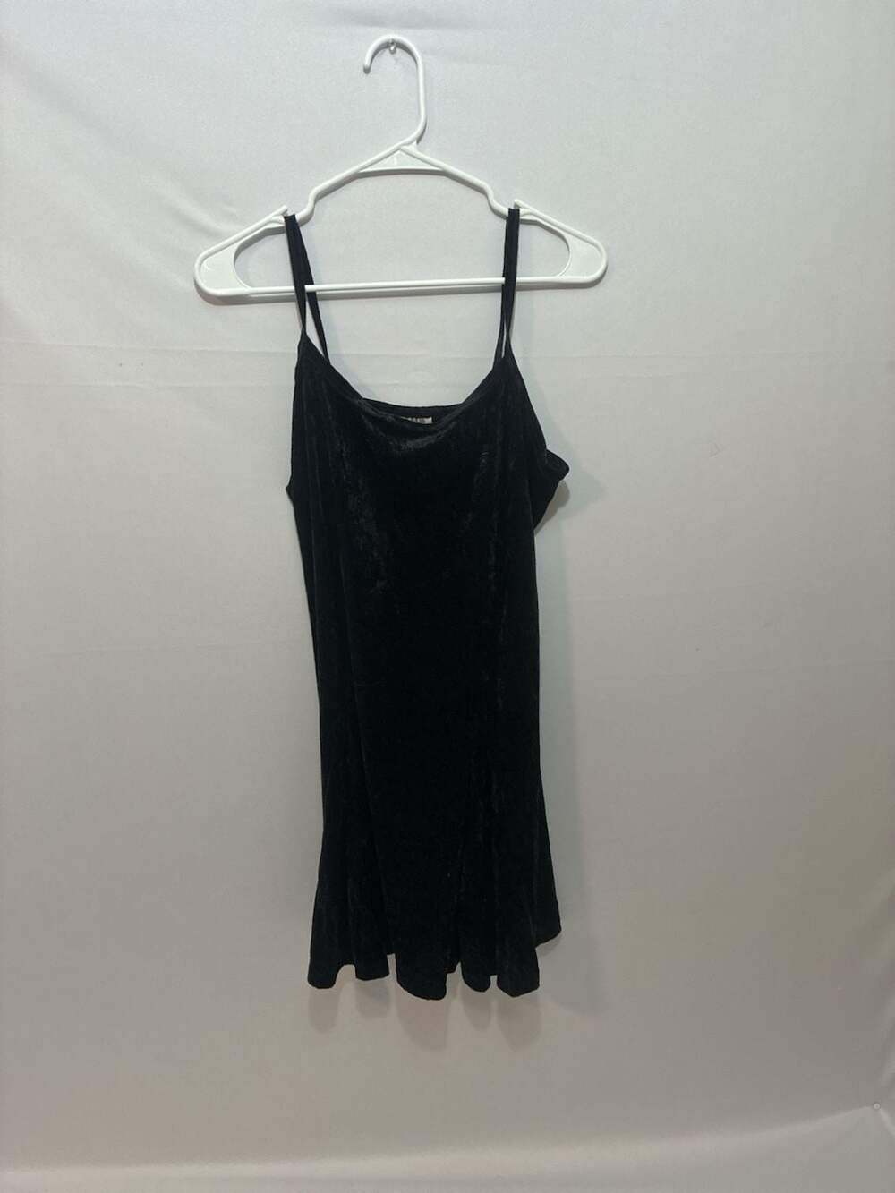 AMP Vintage Black Crushed Velvet Spaghetti Strap Slip Dress Size 11